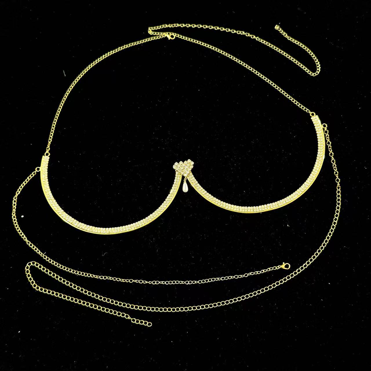 女性用、胸元をサポートするパールペンダント、ハート型のブラネ - Body Jewelry Necklace のレビューと価格