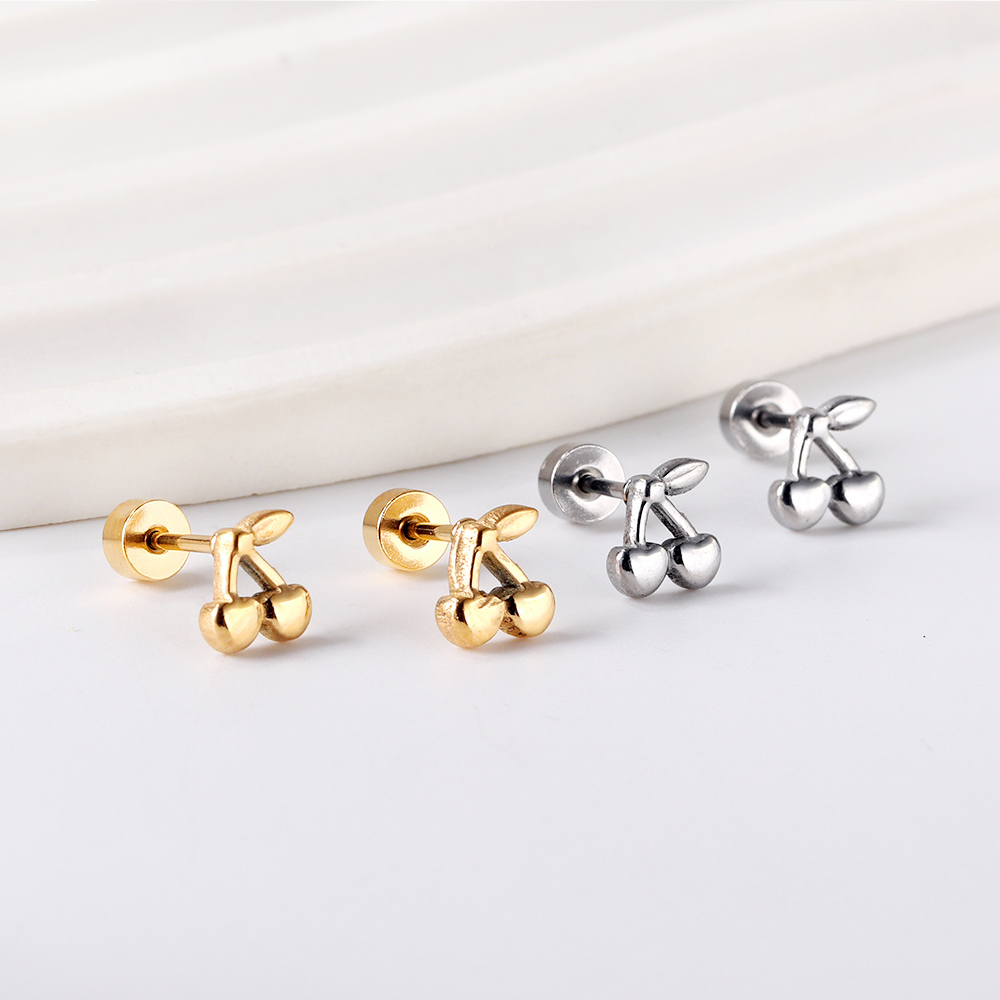 LUXUKISSKIDS 1ペア 小さな星形ピアス（六芒星モ - Body Jewelry Surgical Steel のレビューと価格